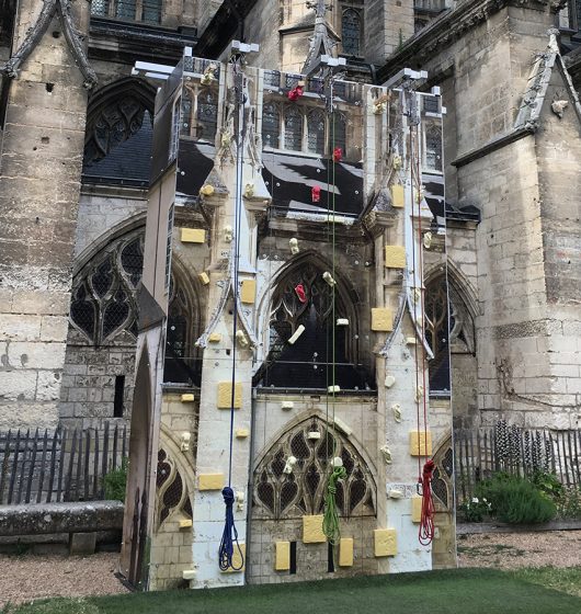 Location mur d'escalade eglise