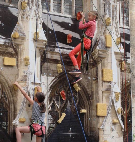 Mur d'escalade cathédrale city grimp